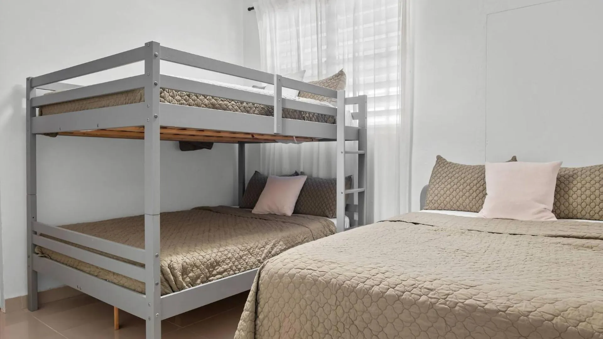 San Juan Home Steps Away From The Beach 푸에르토리코