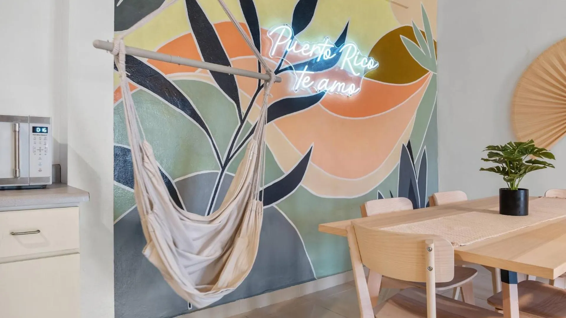 San Juan Home Steps Away From The Beach 0*, 산후안 푸에르토리코